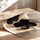 Poster & Affiche Fleurs noires minimalistes - Raffinement japonais sur beige — Vierge - poster-enroullé — passe-partout blanc
