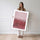 Poster Amour abstrait - Douceur rose et rouge pour un intérieur tendre — Vierge - poster-femme-debout — passe-partout blanc
