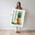 Poster Ananas doré - Un air de vacances rétro et ensoleillé — Vierge - poster-femme-debout — passe-partout blanc