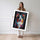 Poster Border Collie - Le regard vif d'un compagnon plein de vie — Vierge - poster-femme-debout — passe-partout blanc