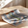 Poster Bouquet fleuri - Fleurs solaires sur rayures bleu ciel — Vierge - poster-enroullé — passe-partout blanc