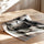 Poster Chevaux noir et blanc - Force tendre et connexion silencieuse — Vierge - poster-enroullé — passe-partout blanc