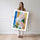 Poster Chrysanthèmes - Bouquet frais sur fond de rayures pastel — Vierge - poster-femme-debout — passe-partout blanc