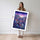 Poster Cité au crépuscule - Toits d'Orient sous les lumières dorées — Vierge - poster-femme-debout — passe-partout blanc