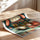 Poster Doudou patchwork - Tendre compagnon pour la chambre de bébé — Vierge - poster-enroullé — passe-partout blanc