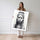 Poster Femme africaine - Portrait noir et blanc plein de caractère — Vierge - poster-femme-debout — passe-partout blanc