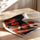 Poster Femme aux coquelicots rouges - Portrait floral et flamboyant — Vierge - poster-enroullé — passe-partout blanc