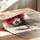 Poster Femme aux roses rouges - Portrait romantique et sensuel — Vierge - poster-enroullé — passe-partout blanc