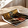Poster Geisha - Portrait tout en douceur aux tons bruns chaleureux — Vierge - poster-enroullé — passe-partout blanc