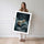 Poster Le Petit Prince - Renard endormi sous un ciel étoilé — Vierge - poster-femme-debout — passe-partout blanc
