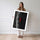 Poster mural Barque rouge - Éclat solitaire sur mer sombre — Vierge - poster-femme-debout — passe-partout blanc