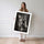 Poster mural Chat punk vintage - Un félin au regard frondeur — Vierge - poster-femme-debout — passe-partout blanc