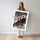 Poster Voyageurs en rouge - Montagne zen dans la brume — Vierge - poster-femme-debout — passe-partout blanc