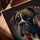 Tableau boxer pop art coloré pour salon cadre chêne doré