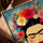 Portrait femme fleurs tableau pour salon cadre chêne doré