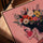 Portrait femme couronne de fleurs tableau pour salon scandinave
