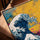 Tableau street art vague japonaise Hokusai fond urbain jaune rose décoration salon moderne