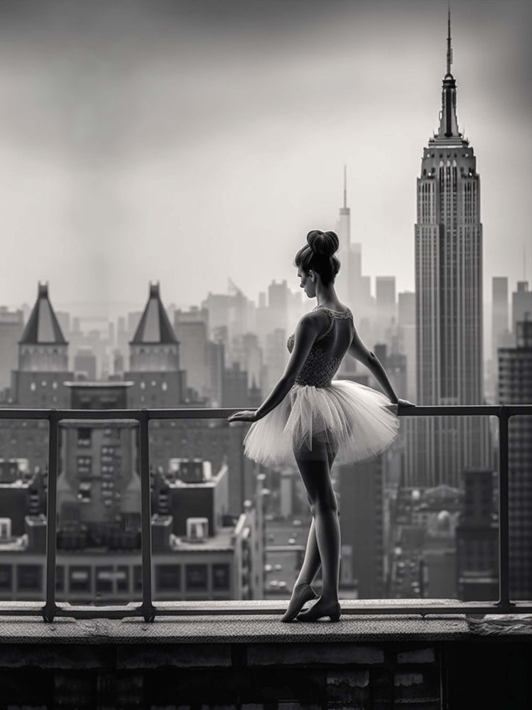 Photo noir et blanc, danseuse, gratte-ciel.