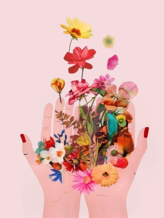 Illustration florale colorée s'élevant de mains ouvertes sur fond rose pour une déco poétique et onirique