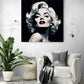 Tableau Marilyn Monroe, une touche glamour pour un salon blanc épuré