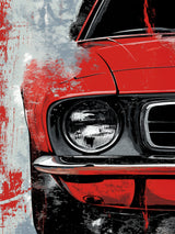 Cette image représente une voiture rouge vintage avec un effet artistique moderne, mêlant textures abstraites et un style grunge contrasté, mettant en valeur le phare avant.
