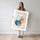 Poster abstrait cercles bleus - Douceur graphique qui apaise le regard — Vierge - poster-femme-debout — passe-partout blanc