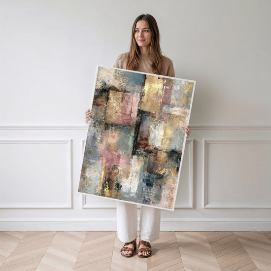 Poster abstrait moderne - Reflets dorés et brume rose au petit matin — Vierge - poster-femme-debout