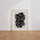 Poster abstrait noir et gris - Hommage à Soulages plein de calme — Vierge - living-room — passe-partout blanc