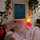 Poster & affiche Barque étoilée - Clarté dorée et douceur nocturne — Chambre enfant - poster-garçon-lampe — passe-partout blanc