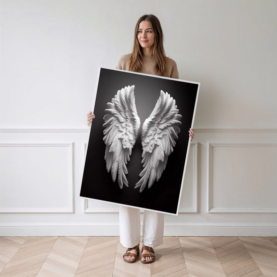 Poster Ailes d'ange - Douceur céleste et pureté apaisante — Vierge - poster-femme-debout