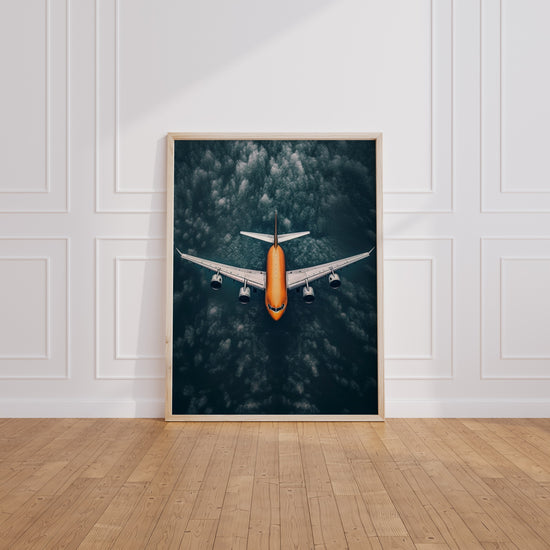 Poster Avion - Envol paisible au-dessus d'une mer de nuages — Vierge - living-room