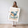Poster Baleine souriante - Douceur et doux rêves pour la chambre de bébé — Vierge - poster-femme-debout — passe-partout blanc