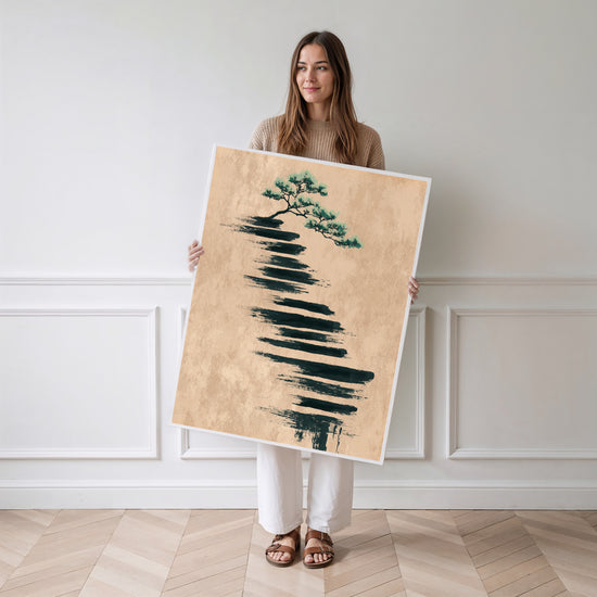 Poster Bonsaï japonais - L'arbre zen aux traits d'encre — Vierge - poster-femme-debout