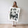 Poster Chevaux noir et blanc - Force tendre et connexion silencieuse — Vierge - poster-femme-debout — passe-partout blanc