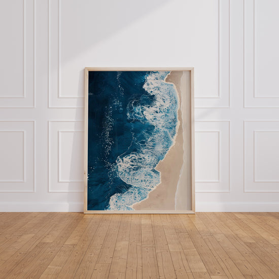Poster Écume marine - Souffle du grand large et sable doré — Vierge - living-room
