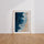 Poster Écume marine - Souffle du grand large et sable doré — Vierge - living-room — passe-partout blanc