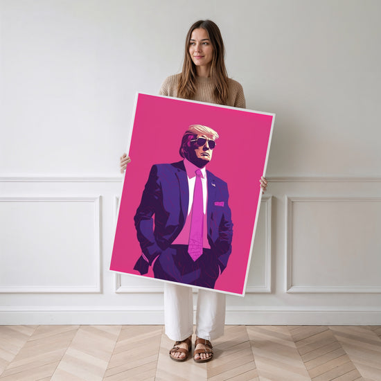 Poster Donald Trump - L'ancien président en gangster pop art — Vierge - poster-femme-debout