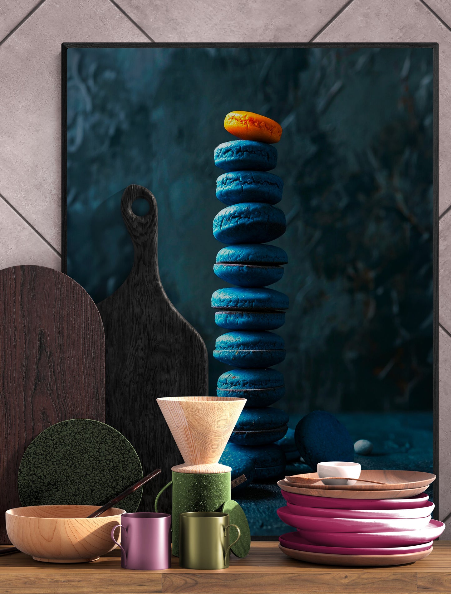 Cuisine moderne avec tableau de macarons colorés et ustensiles en bois.