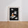Poster Enfant volant - Petit rêveur porté par les étoiles dorées — Vierge - living-room — passe-partout blanc