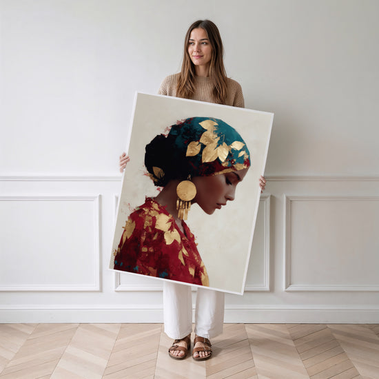 Poster Femme au foulard doré - Portrait lumineux et raffiné — Vierge - poster-femme-debout