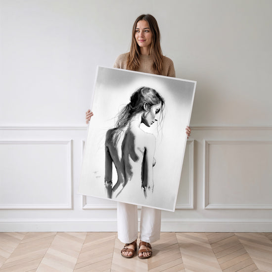 Poster Femme de dos - Nu épuré au crayon et fusain — Vierge - poster-femme-debout