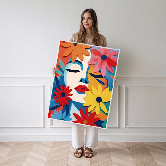 Poster Femme fleurie - Un visage entouré de fleurs éclatantes — Vierge - poster-femme-debout