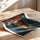 Poster Frida Kahlo - Visage fleuri aux couleurs vibrantes — Vierge - poster-enroullé — passe-partout blanc