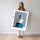 Poster Galets bleus - Douceur minimaliste et fraîcheur apaisante — Vierge - poster-femme-debout — passe-partout blanc