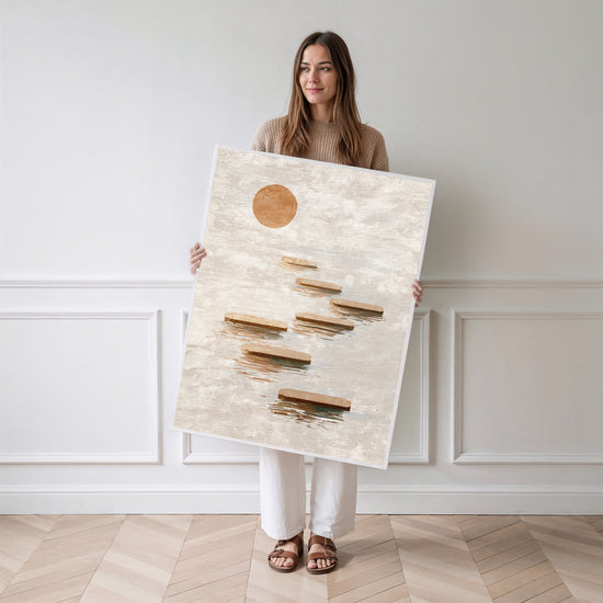 Poster Galets zen - Chemin de pierres sous un soleil doré — Vierge - poster-femme-debout