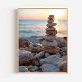 Poster Galets zen - Douceur d'un crépuscule au bord de mer