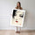 Poster Geisha - Grâce silencieuse et regard du Japon ancien — Vierge - poster-femme-debout — passe-partout blanc