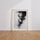 Poster Lanterne japonaise - Lueur paisible dans l'encre — Vierge - living-room — passe-partout blanc