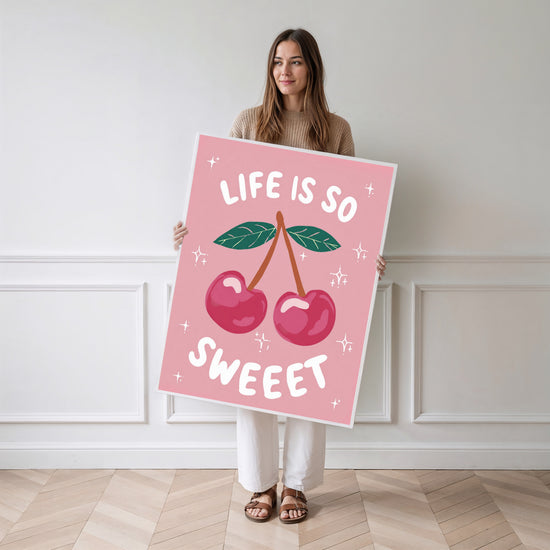 Poster Life is so sweet - Cerises rose bonbon et étoiles pétillantes — Vierge - poster-femme-debout