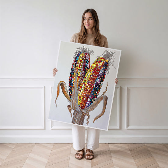 Poster Maïs arc-en-ciel - Saveurs colorées d'une cuisine joyeuse — Vierge - poster-femme-debout